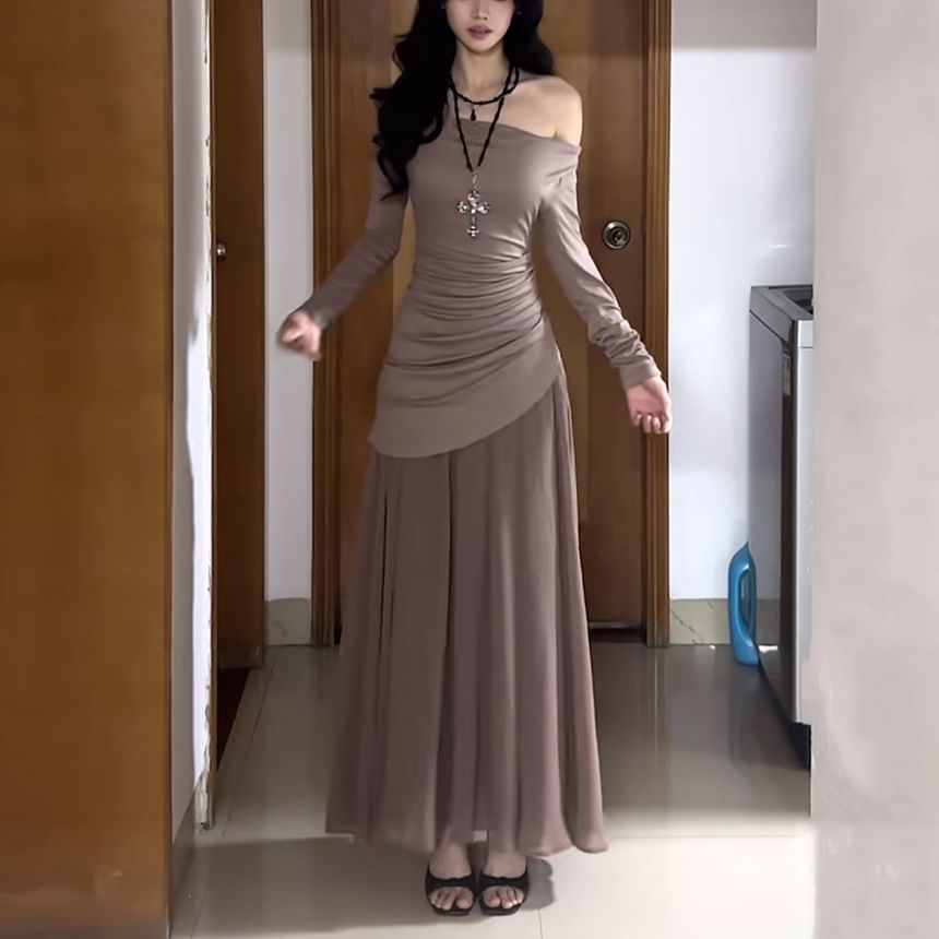 Long Sleeve Cowl Neck Color-Block Maxi A-Line Dress