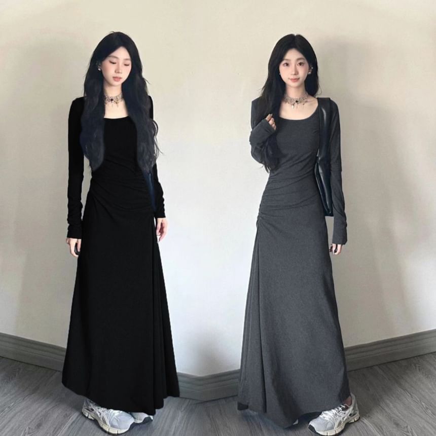Long-Sleeve Scoop Neck Plain Ruched Maxi A-Line Dress