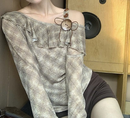 Asymmetrical Plaid Top with Long Sleeve Design