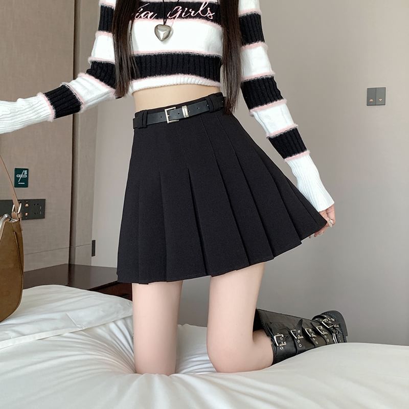 Mini Pleated Skirt - High Waist