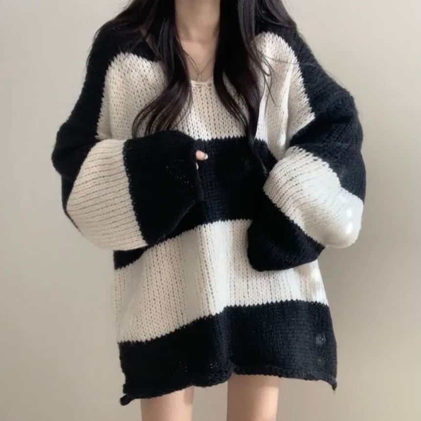 Oversized Striped Sweater with V-Neckline