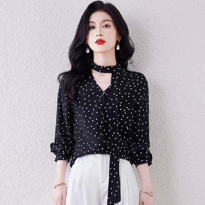 Dotted Blouse with V-Neck and Long Sleeve Style