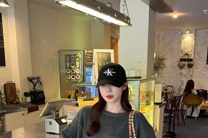Melange Sweater with Round Neck and Drawstring Knit Shorts