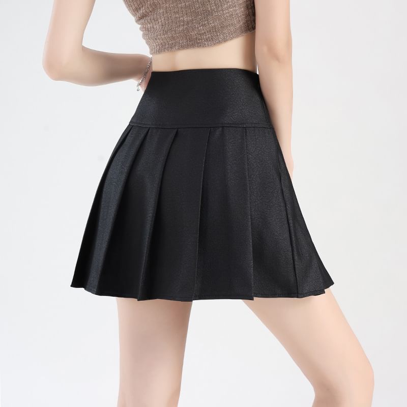 Plain Pleated Buckled Mini A-Line Skirt