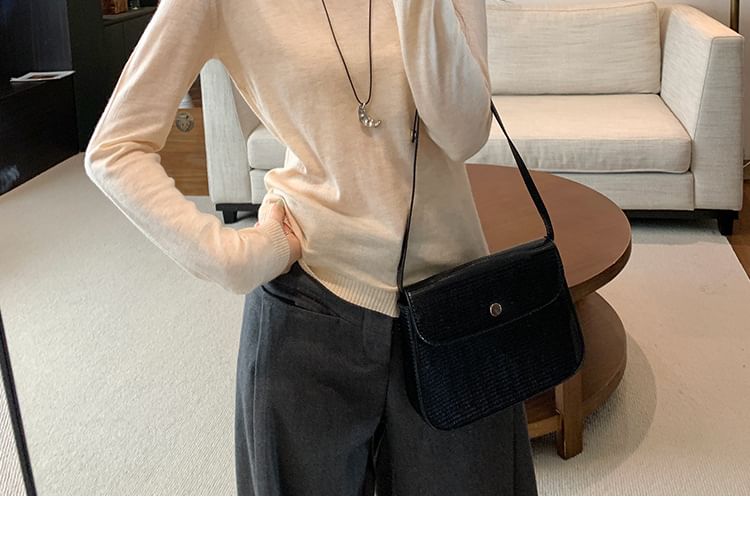 Crewneck Knit Top with Long Sleeves in Solid Color