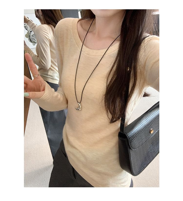 Crewneck Knit Top with Long Sleeves in Solid Color