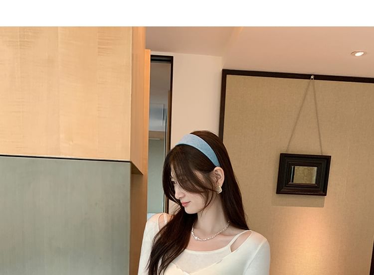 Faux-Layer Knit Top with Long Sleeves in Solid Color
