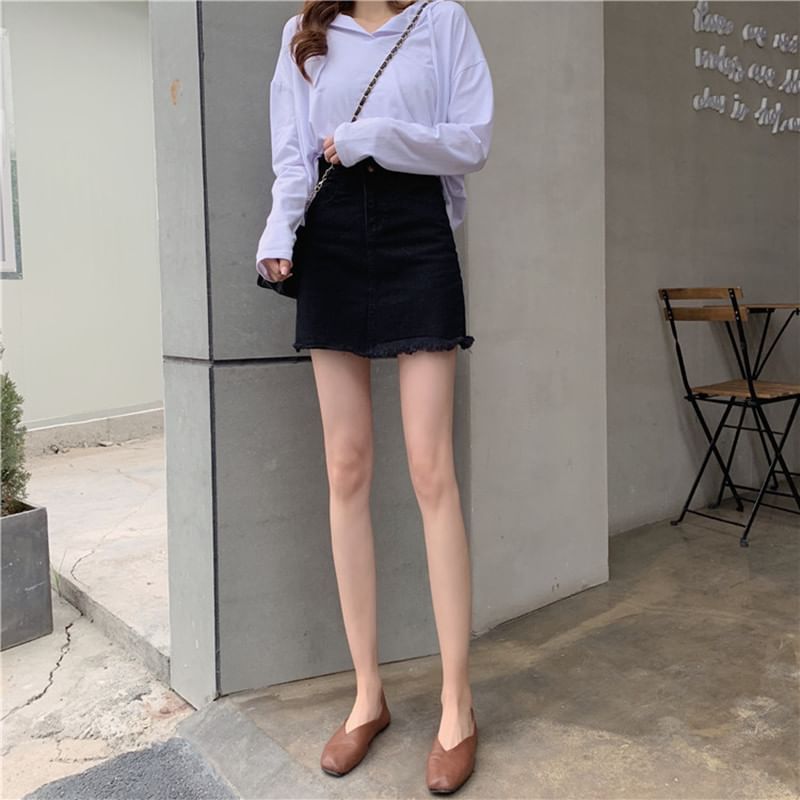 High Rise Frayed Denim Mini Pencil Skirt