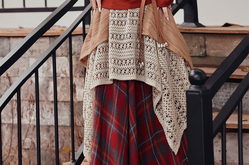 Halter Neck Top, Belt & Plaid A-Line Maxi Skirt Set