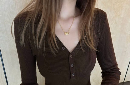 Slim-Fit Ribbed Knit Top with Long Sleeves and V-Neck Plain Design