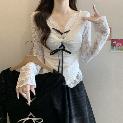 Slim-Fit Top with V-Neck, Long Sleeves, Bow Accent, and Twisted Lace Detail