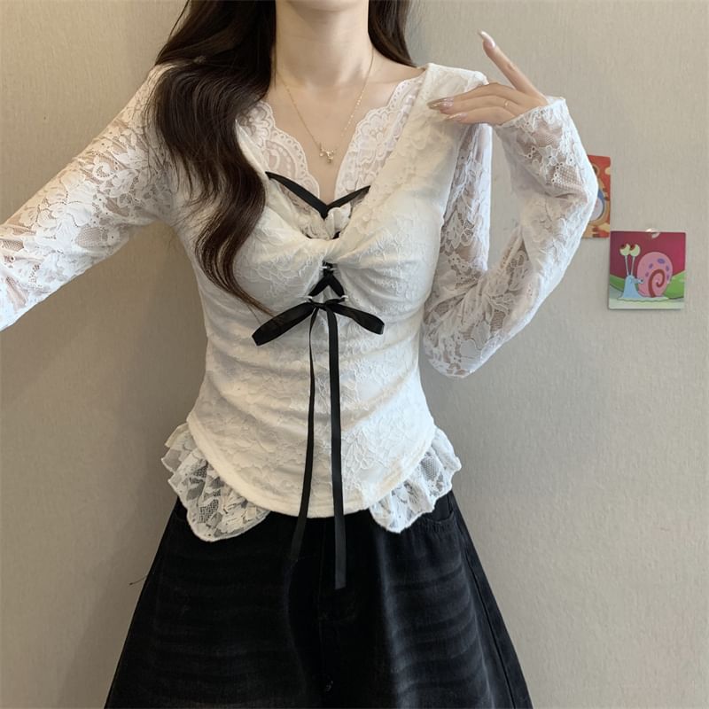 Slim-Fit Top with V-Neck, Long Sleeves, Bow Accent, and Twisted Lace Detail