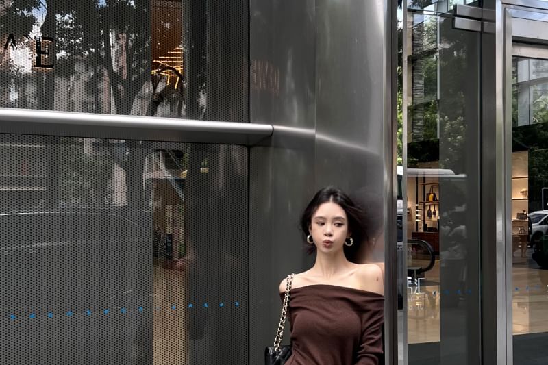 Knot-Front Off-Shoulder Long-Sleeve Solid Knit Blouse