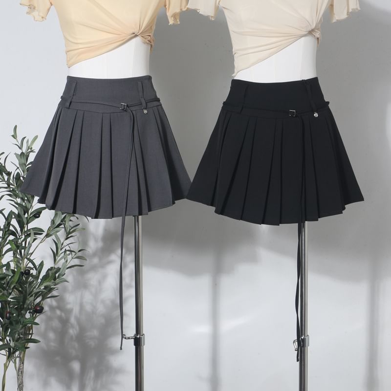High Rise Belted Mini Pleated Skirt