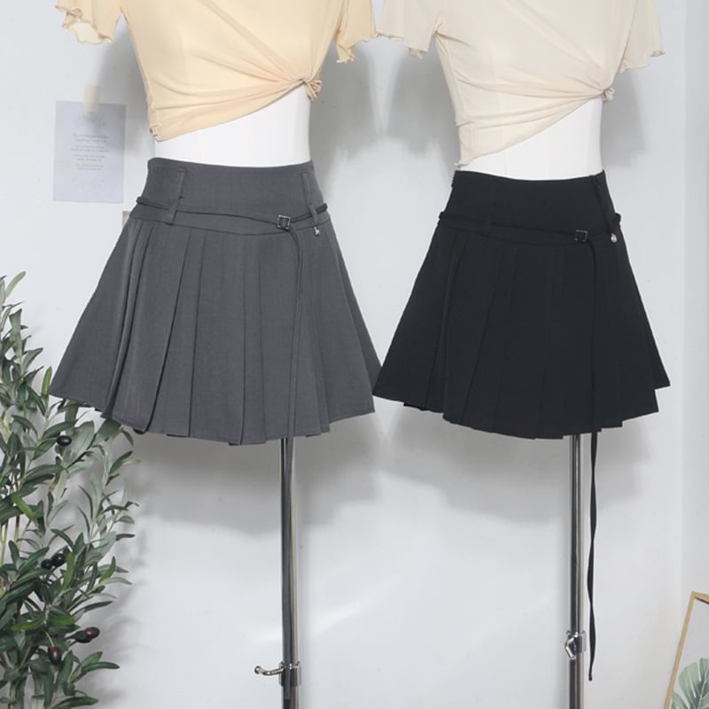 High Rise Belted Mini Pleated Skirt