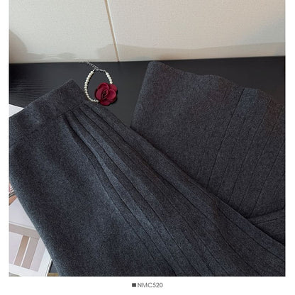 Solid Midi Pleated A-Line Skirt