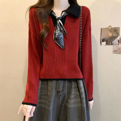 Two-Tone Ribbed Knit Sweater with Collar Detail