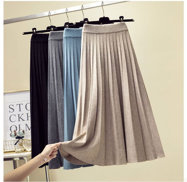 Solid Knit Pleated Midi Skirt High Rise