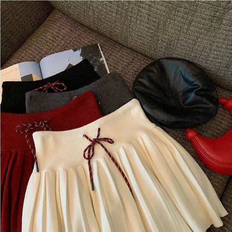 Solid Pleated Mini Skirt High Rise