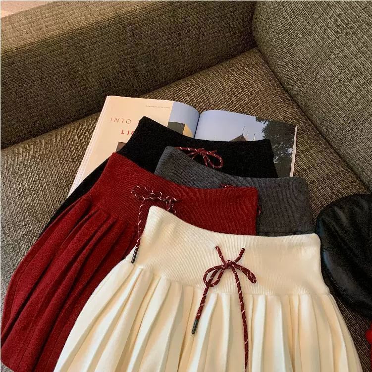 Solid Pleated Mini Skirt High Rise