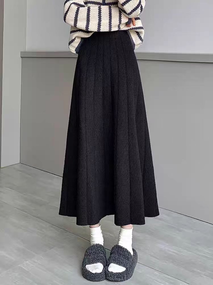 Solid Knit Midi A-Line Skirt High Rise
