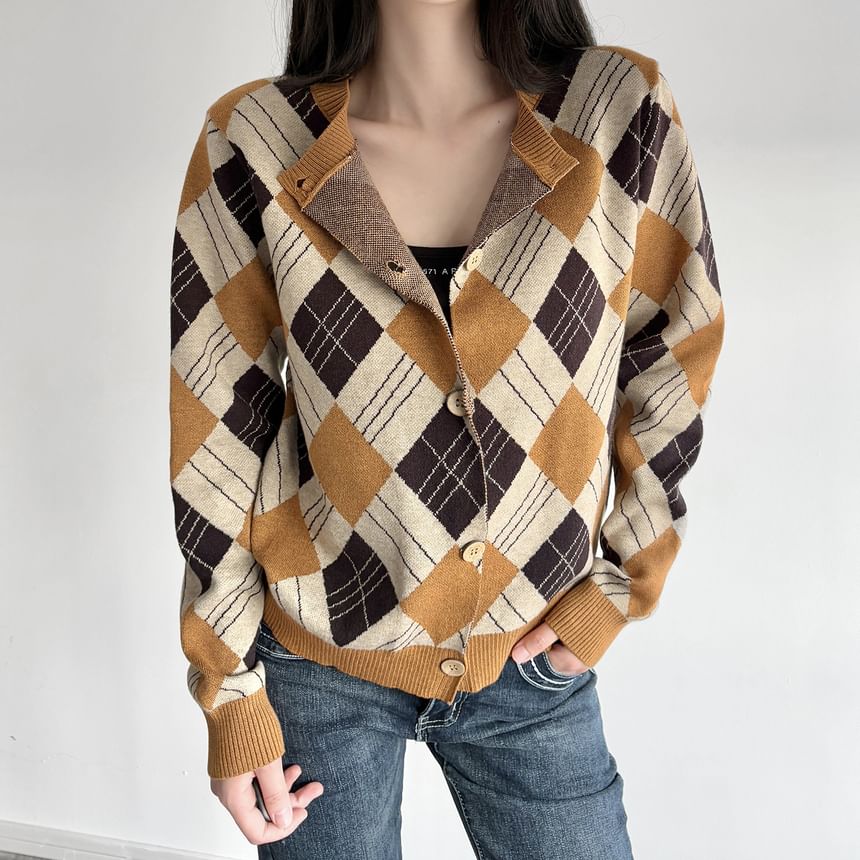 Round Neck Argyle Cardigan