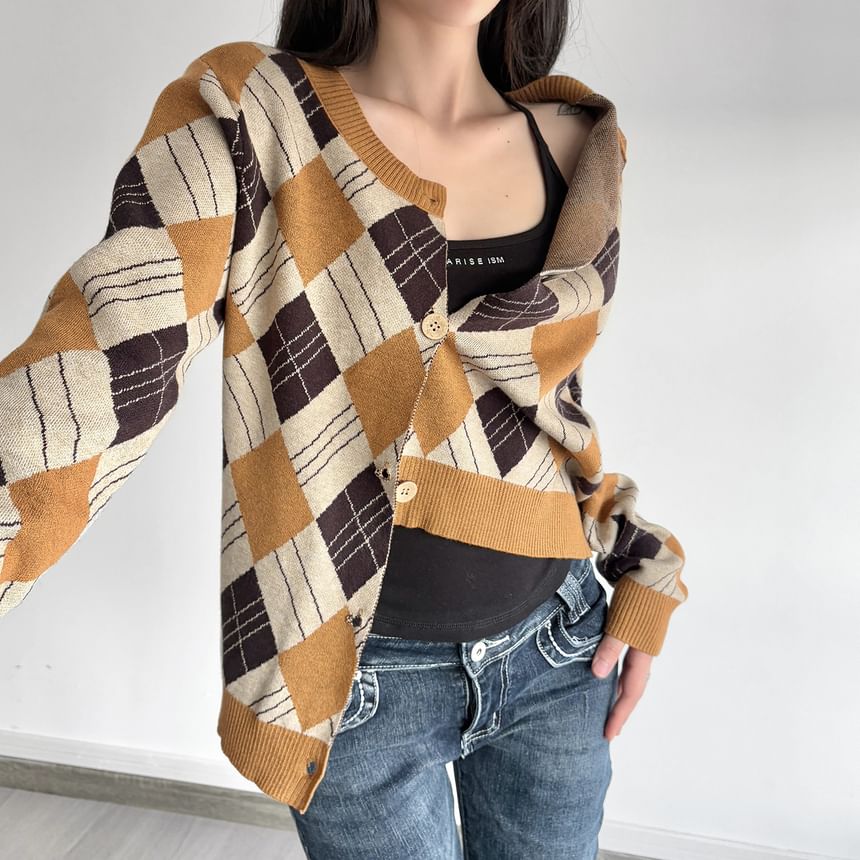 Round Neck Argyle Cardigan