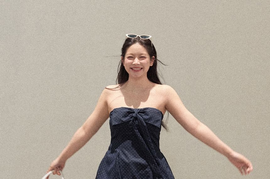 Dotted Peplum Tube Top / Plain Tie Front Cardigan / High Waist Wide Leg Jeans