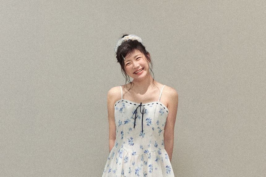 Plus Size Spaghetti Strap Floral Mini A-Line Dress /  Plain Cardigan