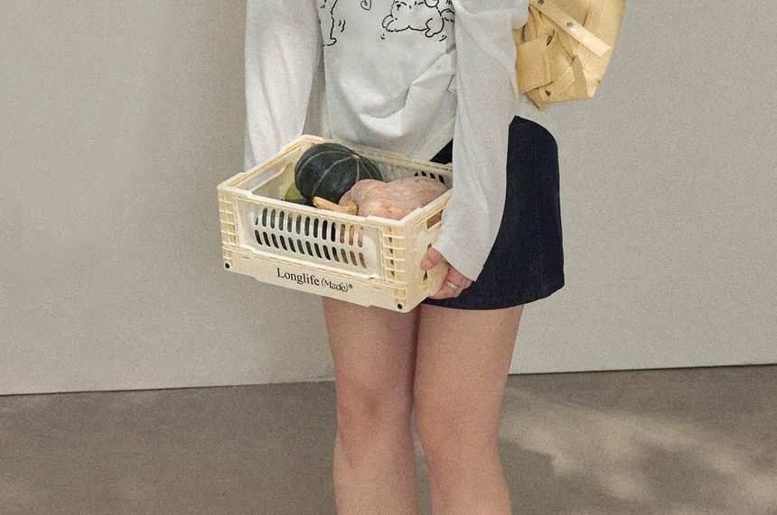 Plus Size Long-Sleeve V-Neck Cat Print T-Shirt / High Waist Mini Skirt