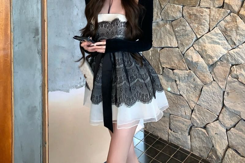 Plain Crop Cardigan / Sleeveless Lace Mini A-Line Dress