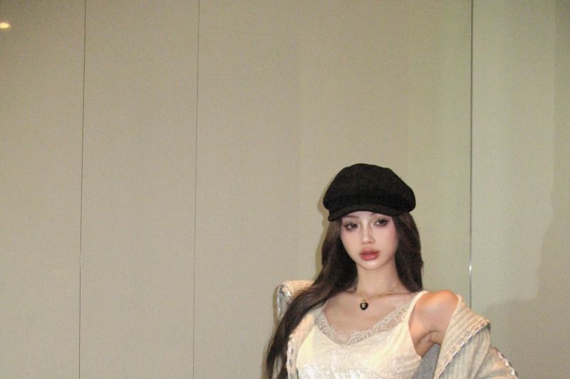 Sleeveless Lace Mini Dress / Plain Crop Cardigan