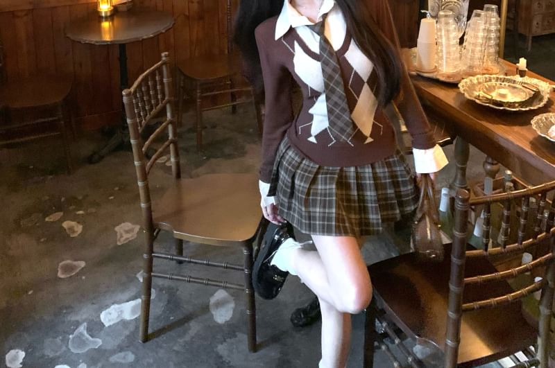 Argyle Sweater & Plaid Mini A-Line Skirt Set