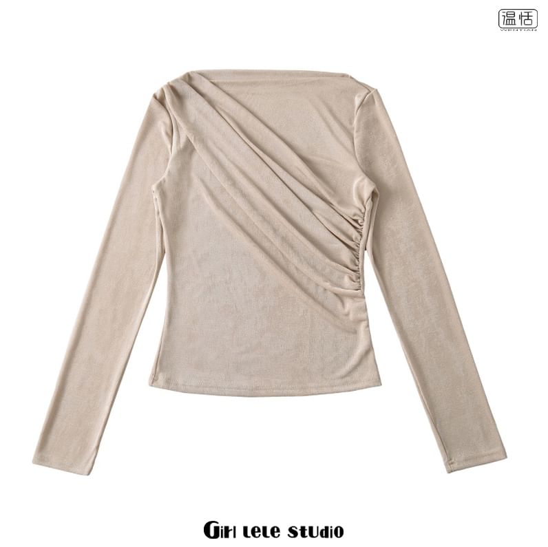Long-Sleeve Boat Neck Ruched Slim Fit T-Shirt in Solid Color