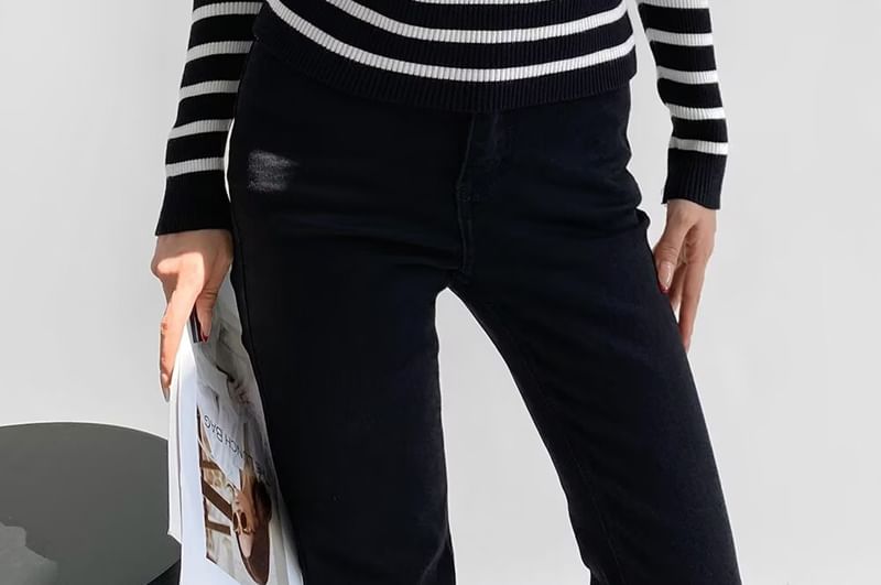 Striped Ribbed-Knit Collared Long-Sleeve Top