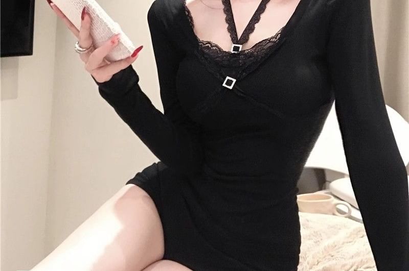 Halter Neck Lace Trim Long Sleeve Blouse