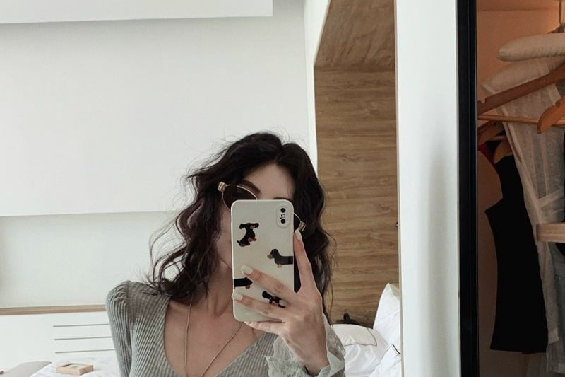 Scoop Neck Lace Button Crop Slim Fit Tee
