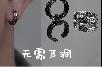 Textured Alloy Ear Cuff