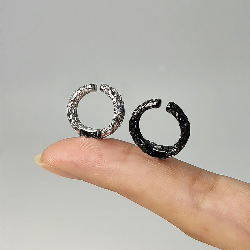 Textured Alloy Ear Cuff