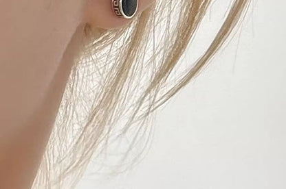 Sterling Silver Engraved Ear Stud / Set