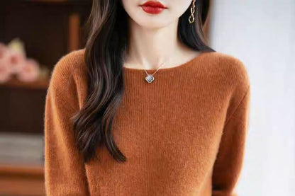 Knit Top with Boatneck & Long Sleeves
