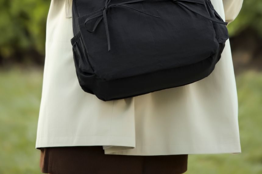 Nylon Plain Shoulder Bag