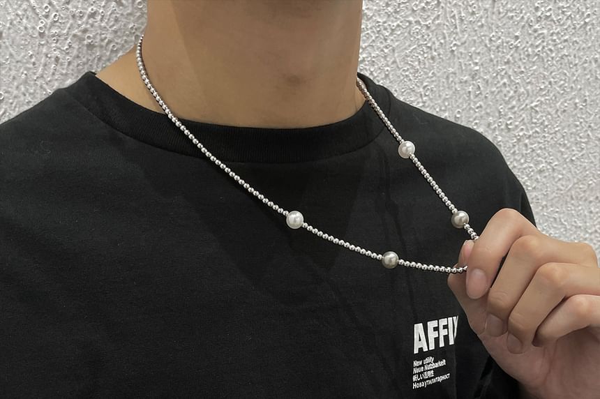 Faux Pearl Beaded Necklace