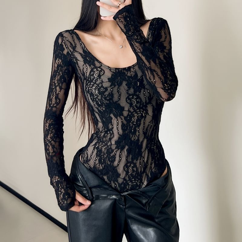 Scoop Neck Lace Bodysuit Long Sleeve