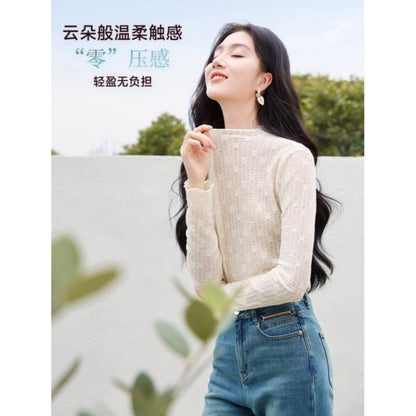 Mock Neck Lace Tee