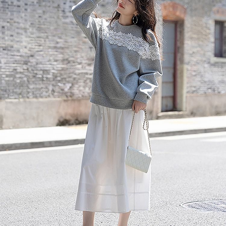 Round Neck Drop Shoulder Lace Panel Sweatshirt
