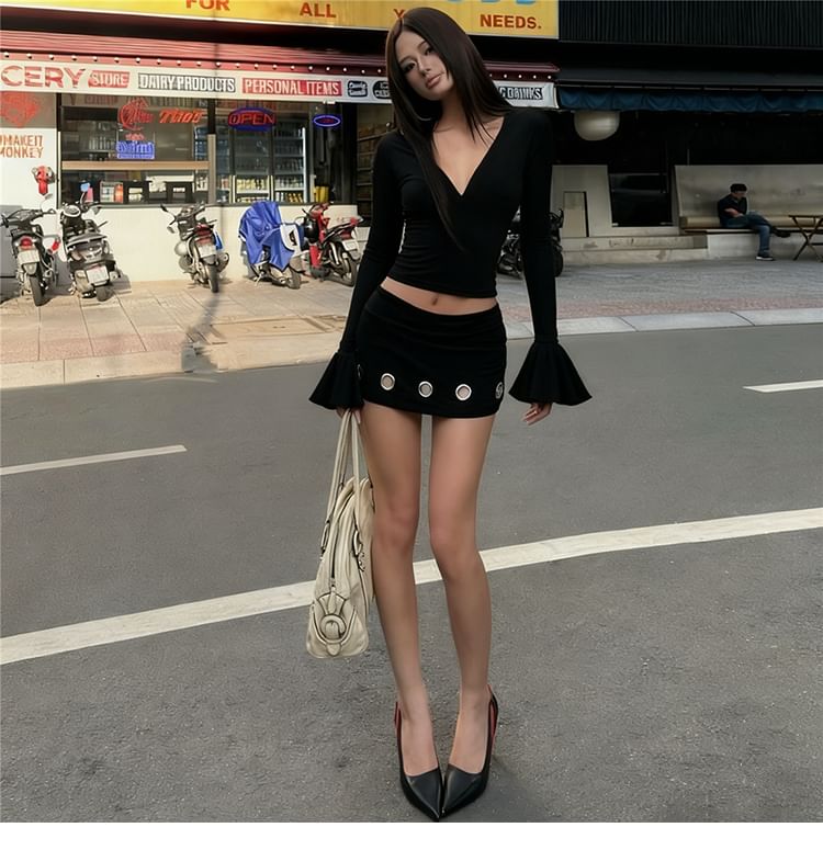 Long-Sleeve V-Neck Crop Slim T-Shirt & Mid Waist Grommet Mini Pencil Skirt