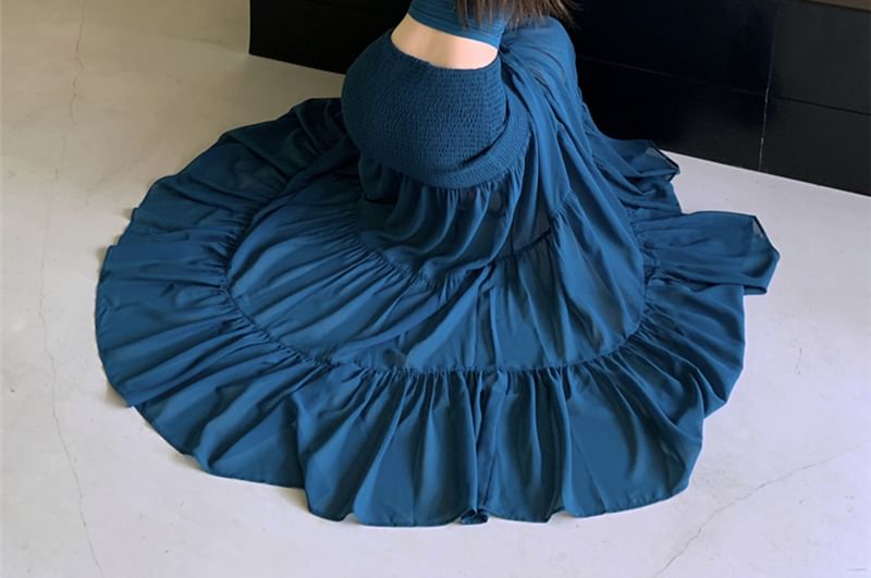 Extended Sleeve Off-Shoulder Solid Crop Tee / High Rise Solid Maxi A-Line Skirt