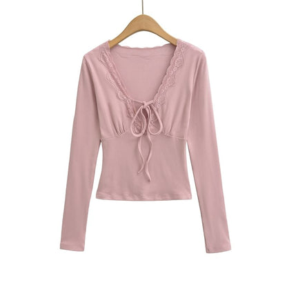 Lace Accent V-Neck Long Sleeve Tee