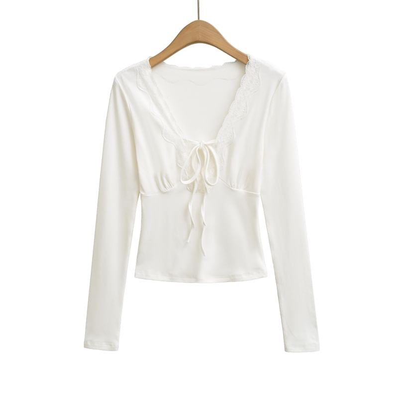 Lace Accent V-Neck Long Sleeve Tee